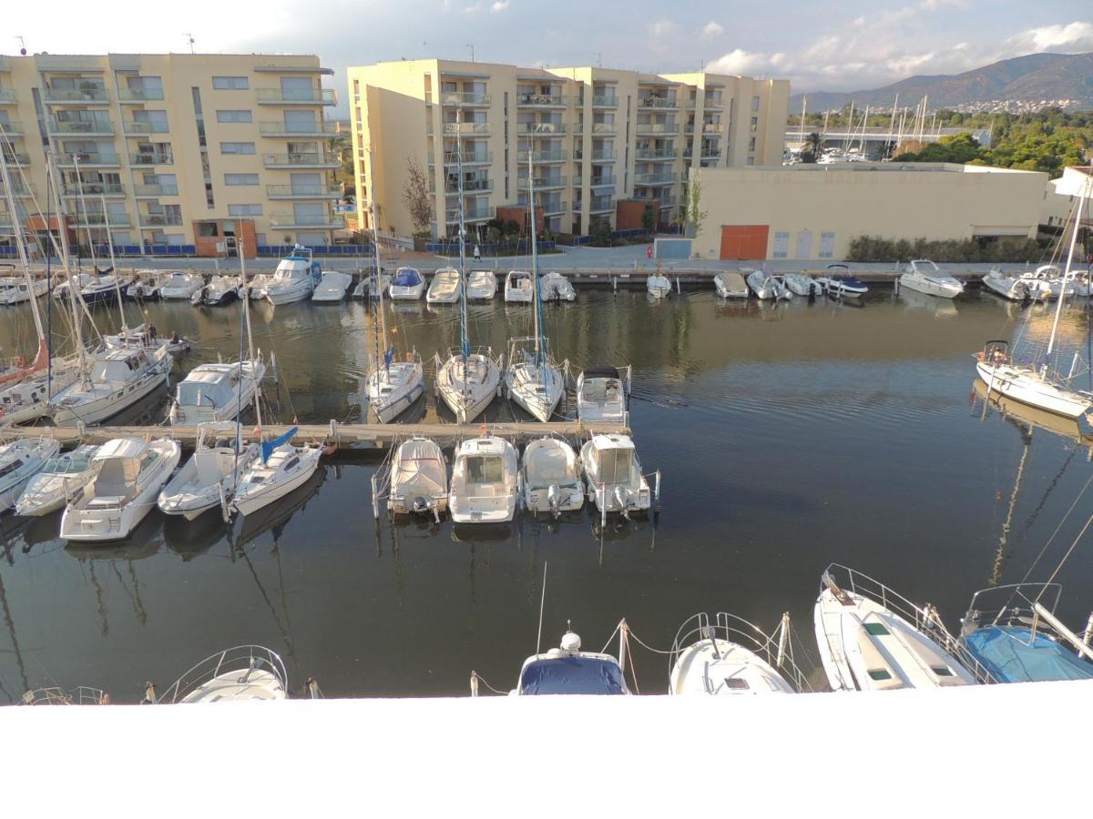 Royal Marine 2 425 Roses - Barneda Appartement Empuriabrava Buitenkant foto